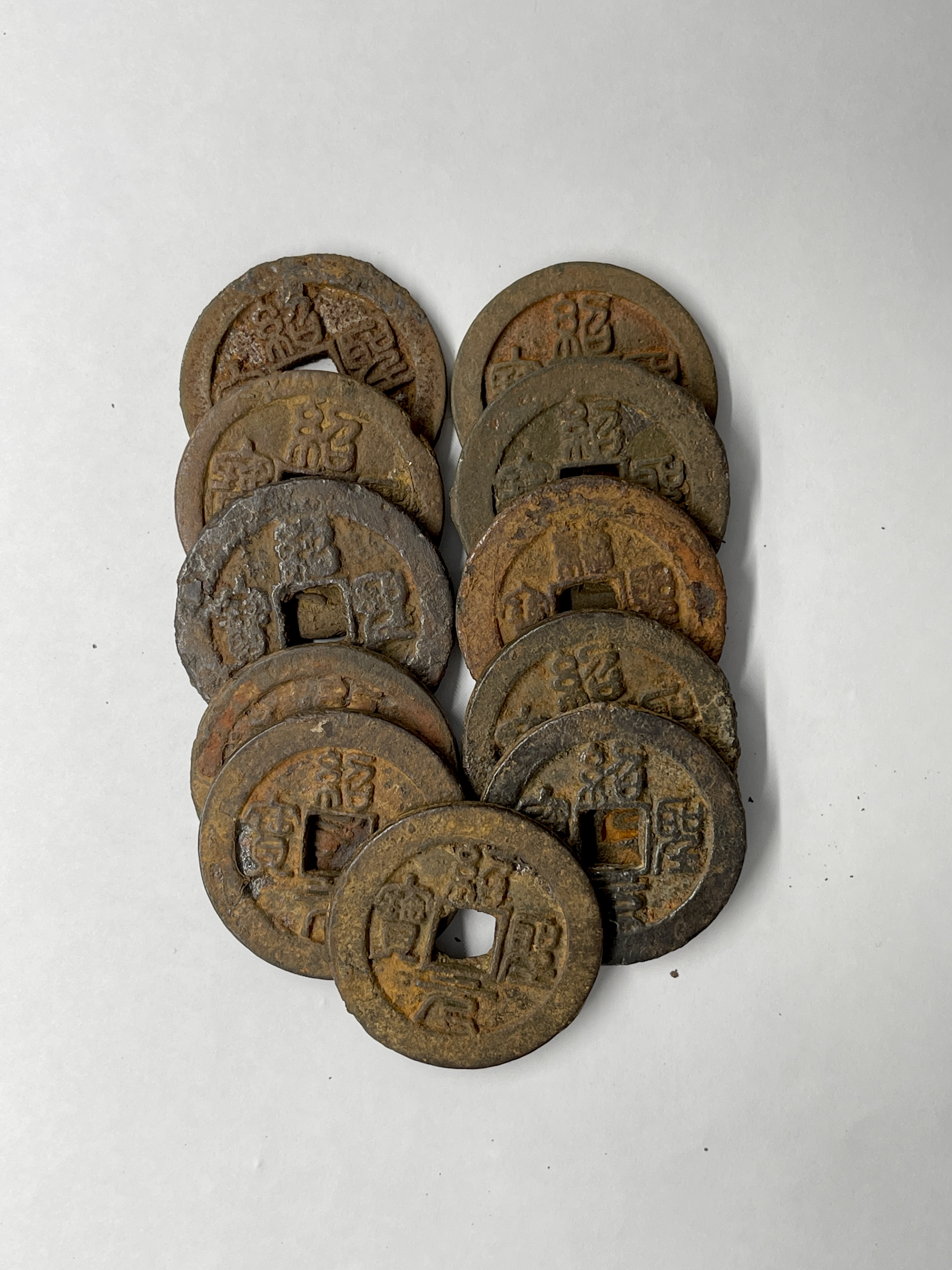 中国　北宋　青銅器　鍍金牛　古箱付き　Q95-2 中国 北宋 青銅器 鍍金牛 古箱付き Q95-2