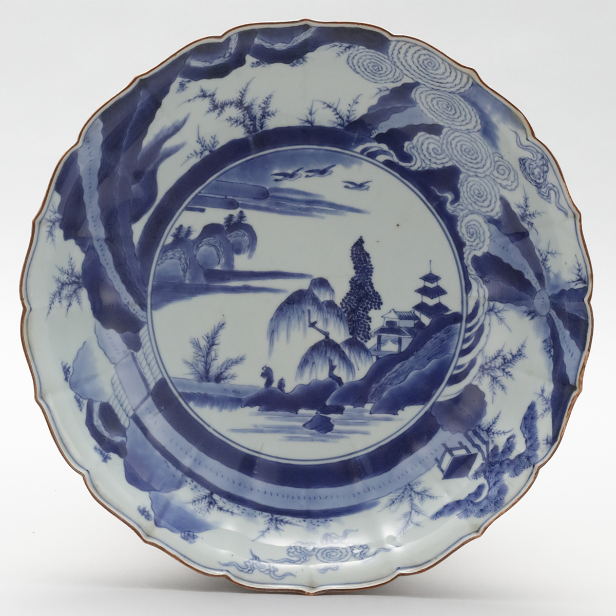 幕末明治期　色絵花籠図大皿　金襴手　鶴亀　直径47.4㎝　古美術　コレクション 貨幣博物館