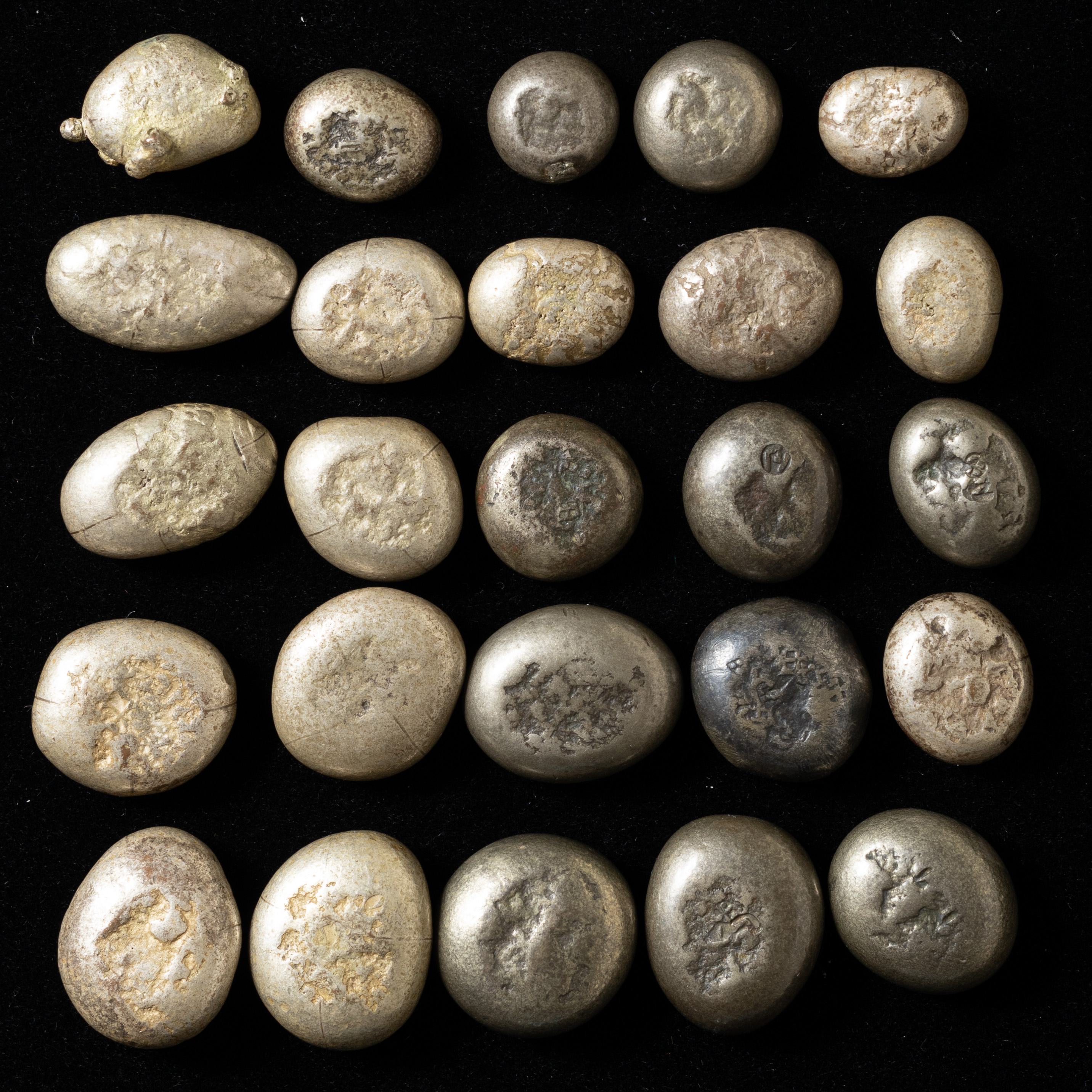 豆板銀5つ 貨幣博物館 | 豆板銀 計25個 合計約201.7g ※返品不可 Sold as is No