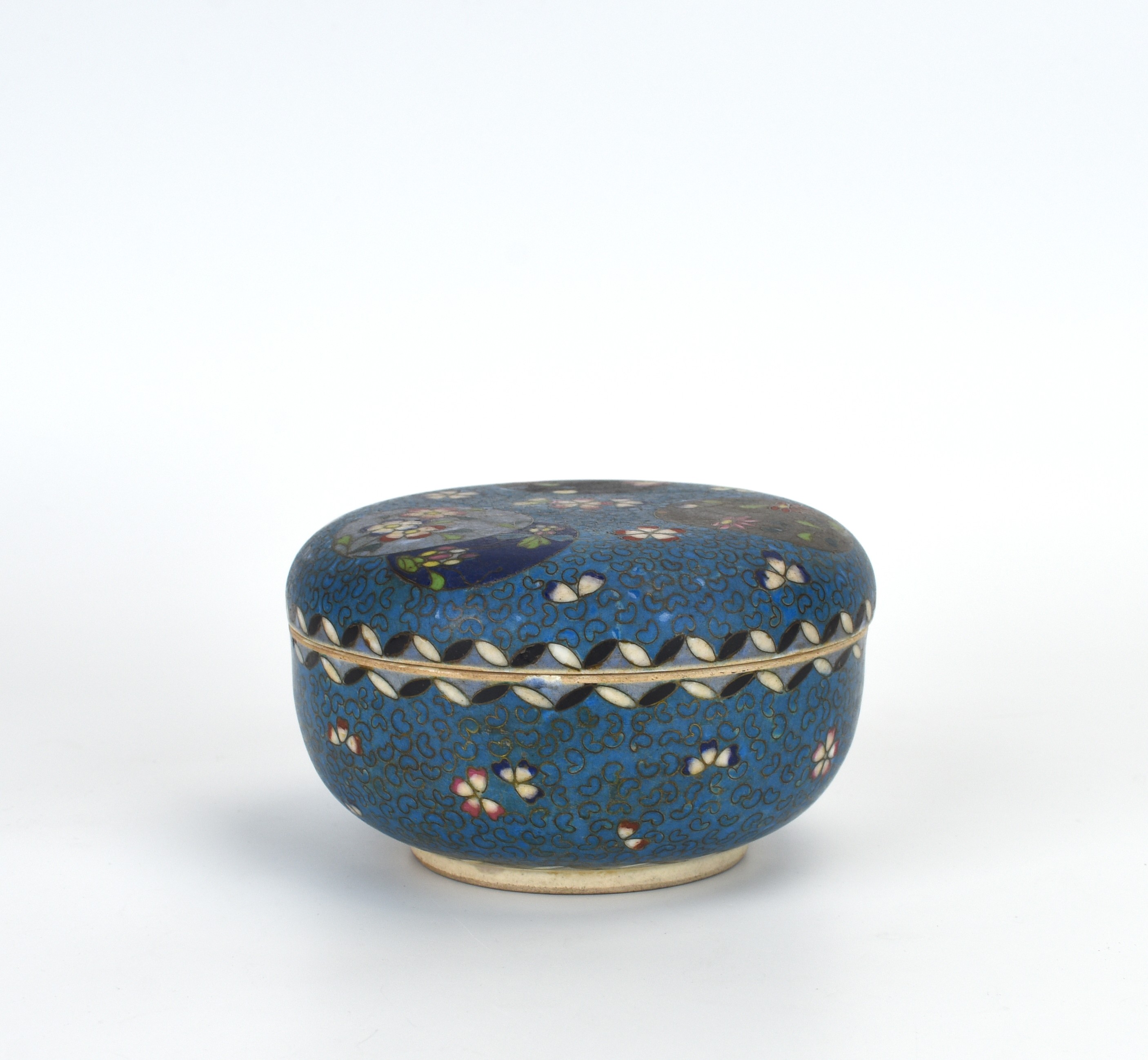 貨幣博物館 | 陶胎七宝蓋付菓子鉢 ※古美術品の日本国内送料は着払い