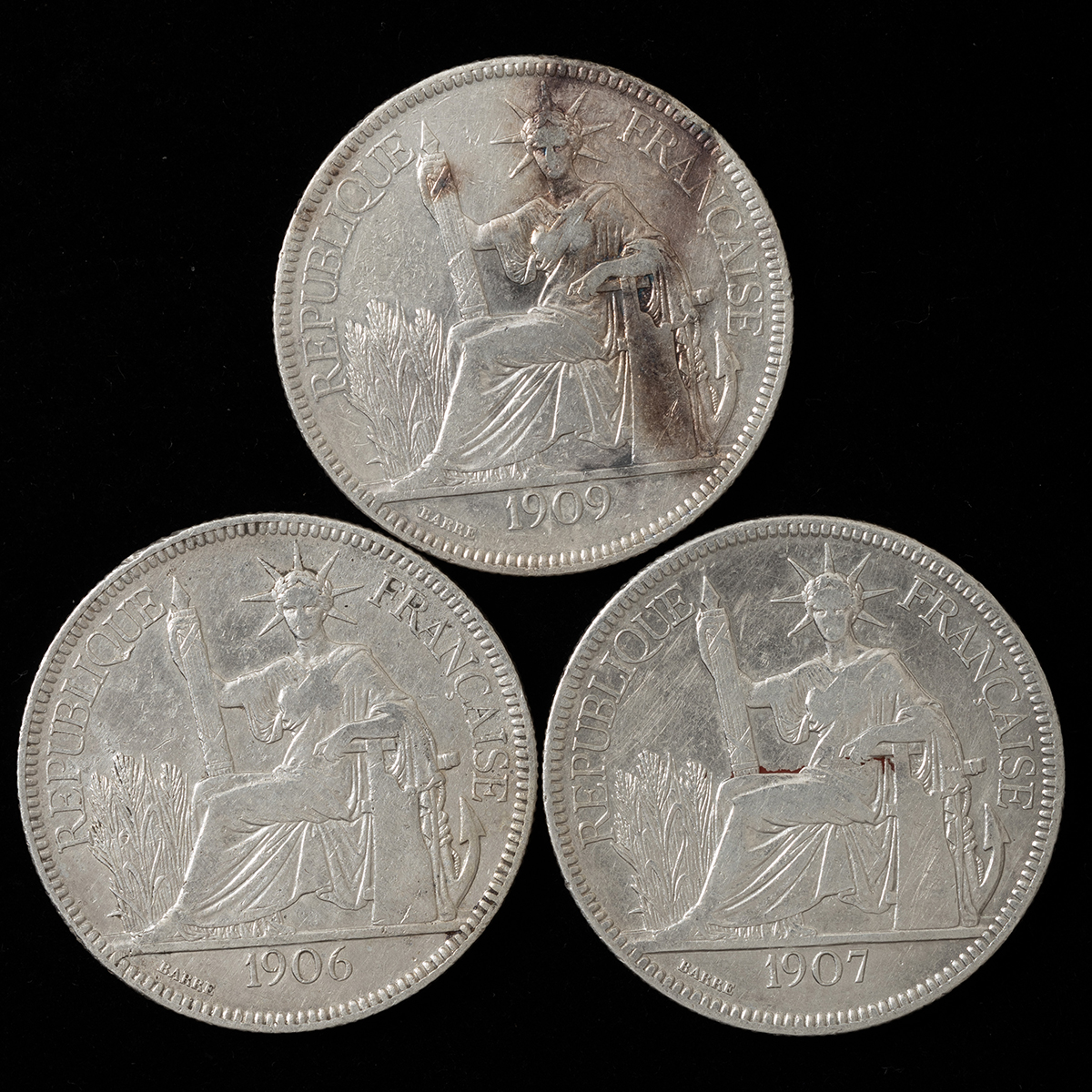 仏領インドシナ ピアストル銀貨 1907年