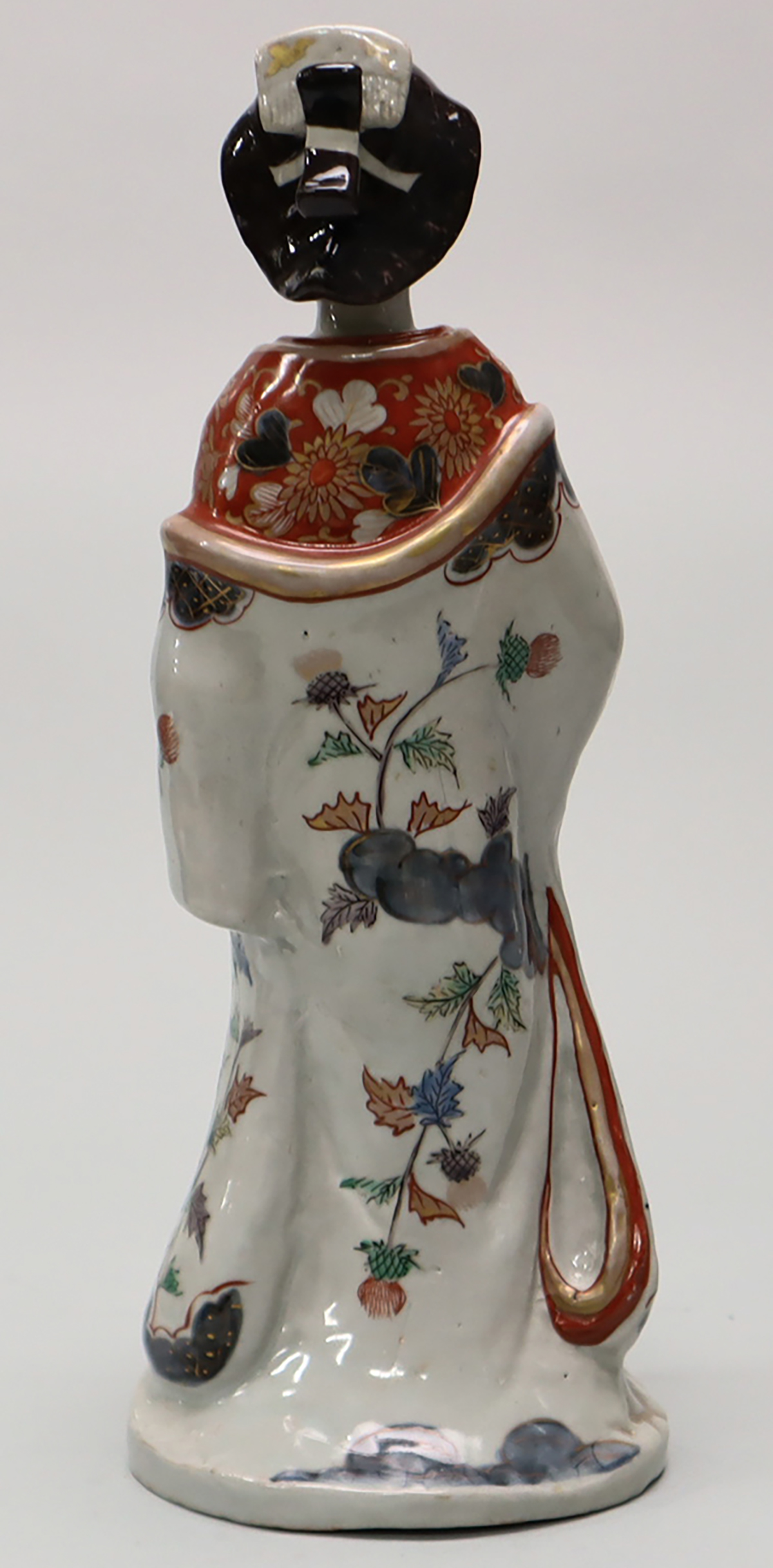 貨幣博物館 | 古伊万里色絵美人人形置物（江戸時代・1700～1740年頃